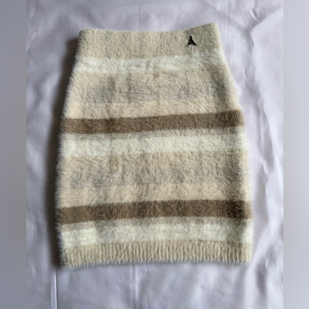 Maniere De Voir Cream and Brown Fuzzy Pencil Skirt S
